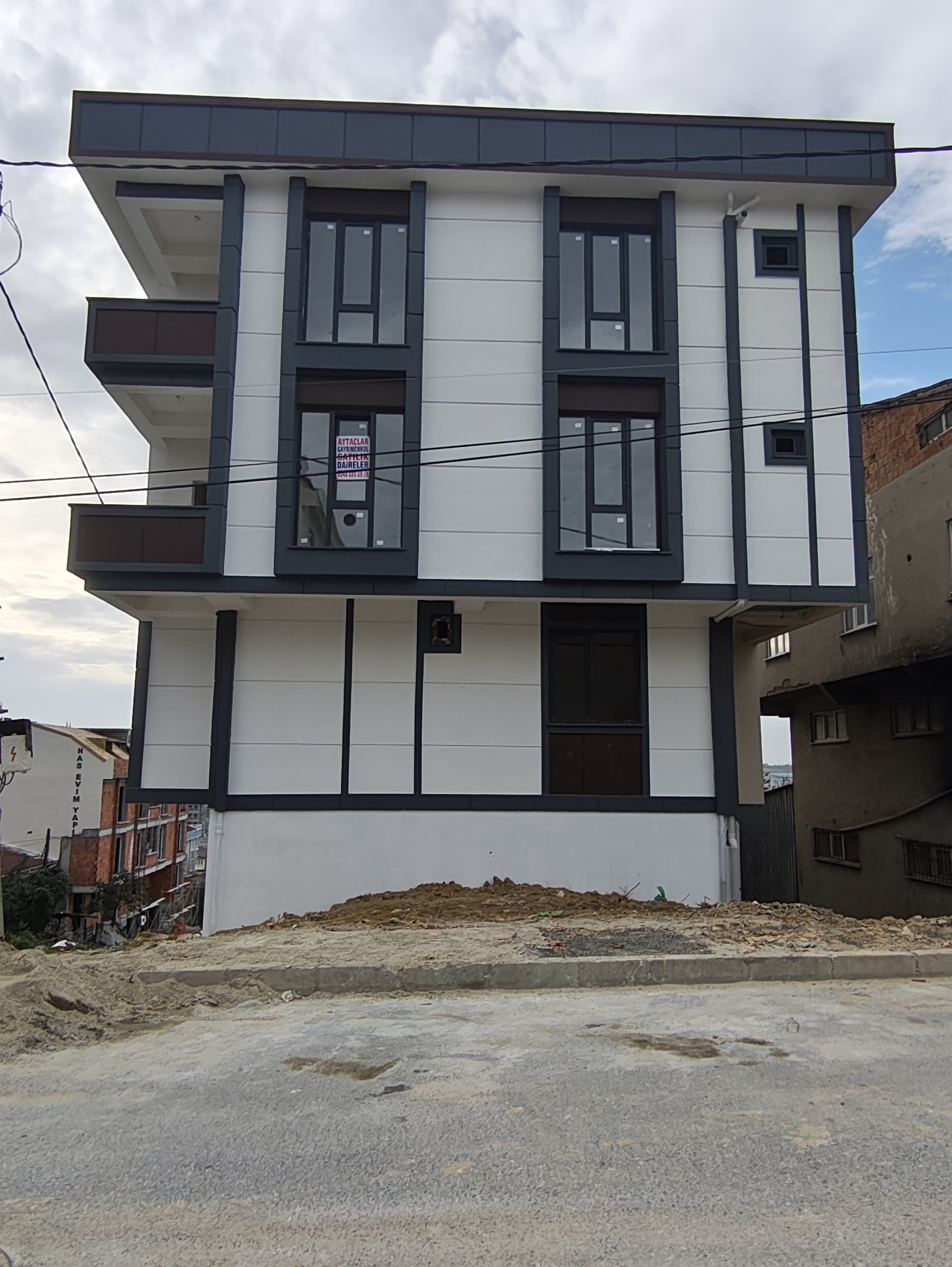 Arnavutköy Karlibayır Mahallesi Projemiz: Kilit parke taşı döşemesi